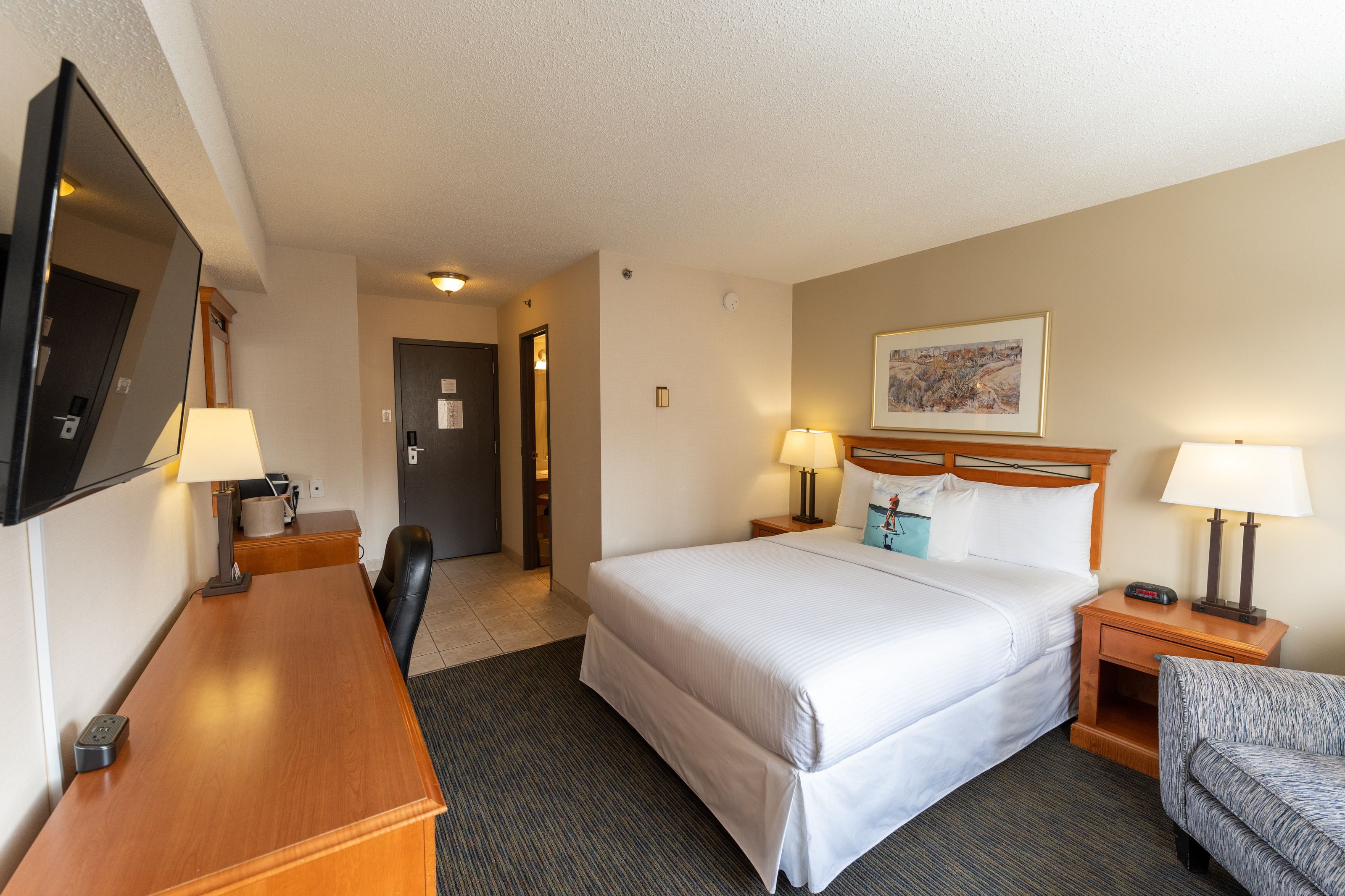 Park Town Hotel Standard Queen Room